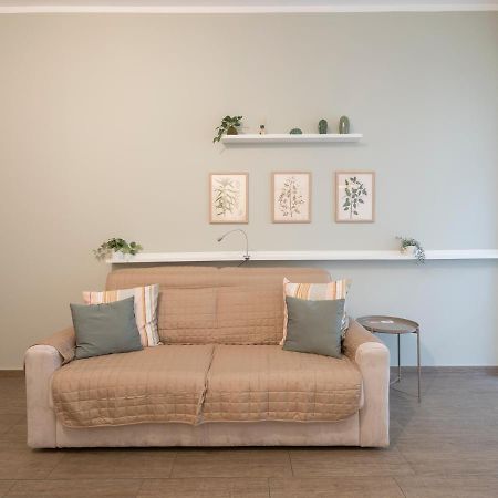 I Host Apartment - Montesuello 9 Milano Esterno foto