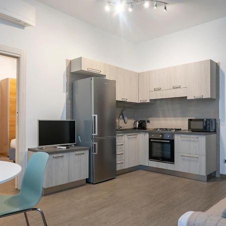 I Host Apartment - Montesuello 9 Milano Esterno foto