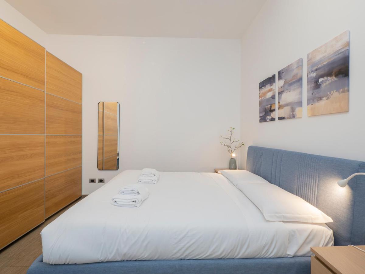 I Host Apartment - Montesuello 9 Milano Esterno foto