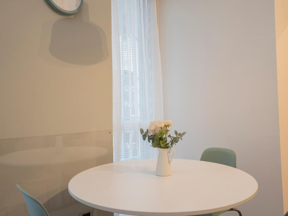 I Host Apartment - Montesuello 9 Milano Esterno foto